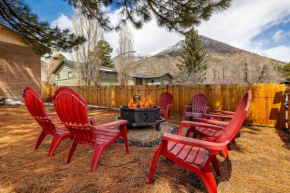 Tranquil Retreat: Luxury Home at Mount Elden's Foothills, Steps from Route 66 and Flagstaff Mall